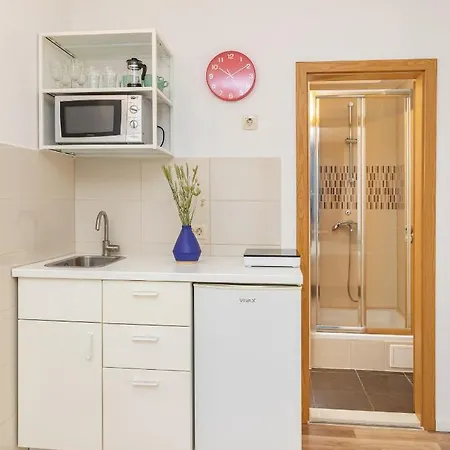 Bis Studio Apartment 3