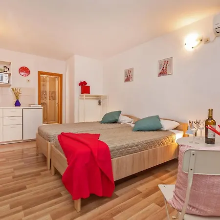 Apartment Bis Studio Apartment 3